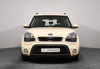Подержанный автомобиль Kia Soul 2012 года (2 фото)