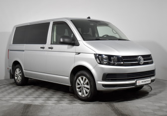 Подержанный автомобиль Volkswagen Multivan 2019 года (3 фото)