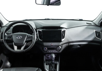 Подержанный автомобиль Hyundai Creta 2017 года (16 фото)