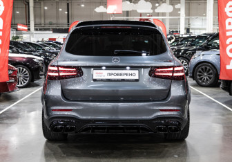 Подержанный автомобиль Mercedes-Benz GLC AMG 2016 года (9 фото)