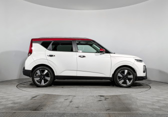 Подержанный автомобиль Kia Soul 2020 года (4 фото)