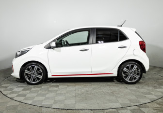 Подержанный автомобиль Kia Picanto 2020 года (8 фото)