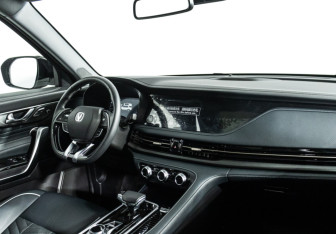 Подержанный автомобиль Changan CS95 2024 года (9 фото)