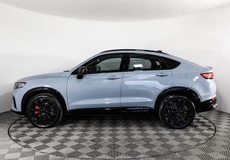 Подержанный автомобиль Geely Tugella 2024 года (10 фото)