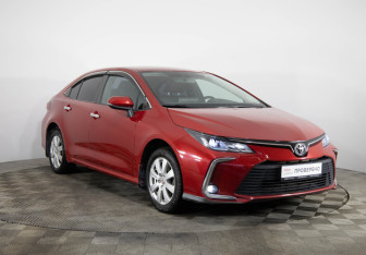 Подержанный автомобиль Toyota Corolla Sedan 2020 года (3 фото)