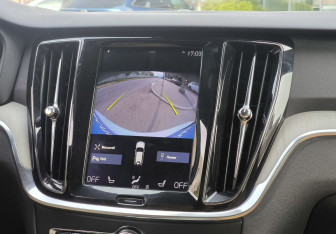 Подержанный автомобиль Volvo V60 Cross Country 2019 года (28 фото)
