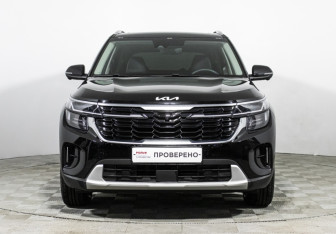 Подержанный автомобиль Kia Seltos 2024 года (2 фото)