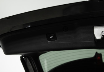 Подержанный автомобиль Changan UNI-K 2023 года (29 фото)