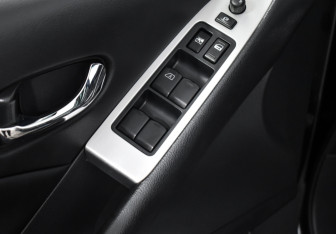 Подержанный автомобиль Nissan Murano Suv 2015 года (10 фото)