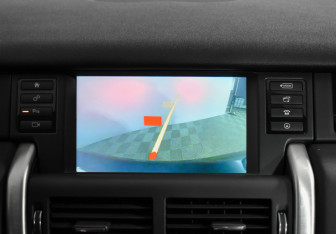 Подержанный автомобиль Land Rover Discovery Sport 2015 года (18 фото)