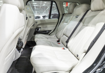 Подержанный автомобиль Land Rover Range Rover 2014 года (21 фото)