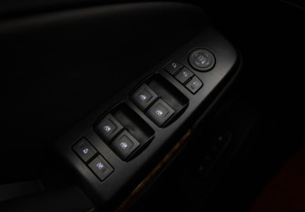 Подержанный автомобиль Chevrolet Tahoe 2019 года (18 фото)