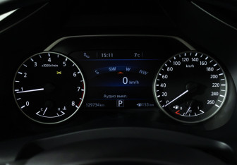 Подержанный автомобиль Nissan Murano Suv 2017 года (12 фото)