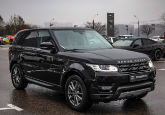 Подержанный автомобиль Land Rover Range Rover Sport 2016 года (5 фото)