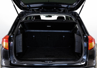 Подержанный автомобиль Suzuki Vitara 2016 года (24 фото)