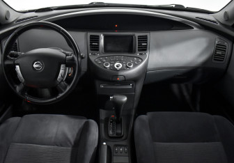 Подержанный автомобиль Nissan Primera Sedan 2006 года (14 фото)