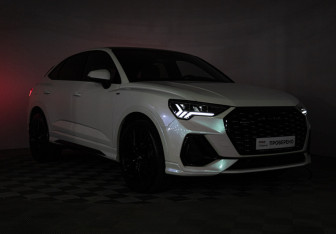 Подержанный автомобиль Audi Q3 Sportback 2020 года (30 фото)