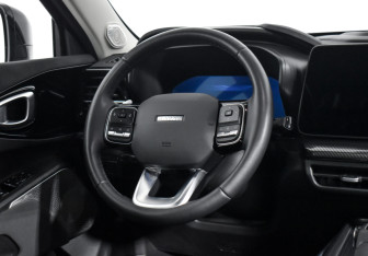 Подержанный автомобиль Haval H3 2024 года (15 фото)