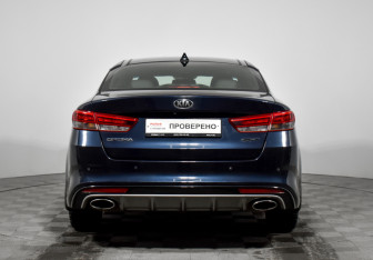 Подержанный автомобиль Kia Optima Sedan 2016 года (6 фото)