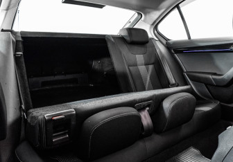 Подержанный автомобиль Skoda Octavia Liftback 2019 года (21 фото)