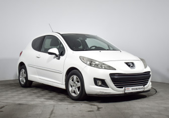 Подержанный автомобиль Peugeot 207 Hatchback 2010 года (3 фото)