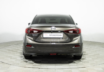 Подержанный автомобиль Mazda 3 Sedan 2014 года (6 фото)