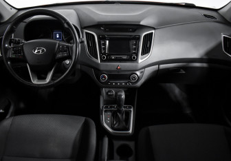 Подержанный автомобиль Hyundai Creta 2017 года (15 фото)