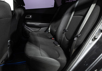 Подержанный автомобиль Kia Rio Sedan 2014 года (10 фото)