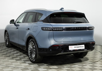 Подержанный автомобиль Voyah Free 2023 года (7 фото)