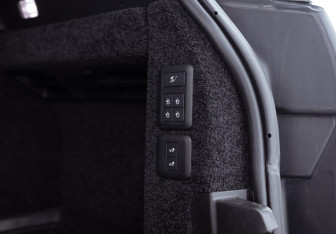 Подержанный автомобиль Land Rover Range Rover 2021 года (36 фото)