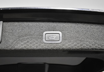 Подержанный автомобиль Volvo XC70 2008 года (18 фото)