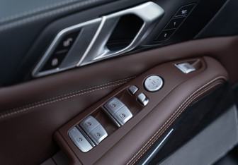 Новый BMW X5 2025 (23 фото)