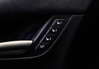 Подержанный автомобиль Lexus LX 2019 года (26 фото)