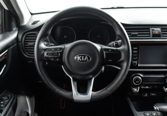 Подержанный автомобиль Kia Rio Hatchback 2020 года (21 фото)