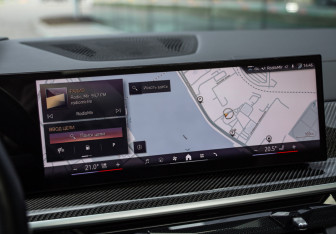 Подержанный автомобиль BMW X6 2023 года (18 фото)