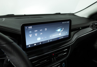 Подержанный автомобиль Ford Focus Hatchback 2021 года (17 фото)