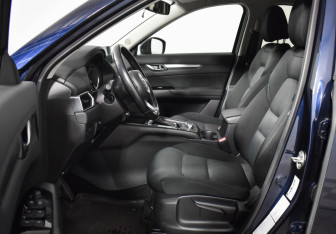 Подержанный автомобиль Mazda CX-5 2017 года (10 фото)
