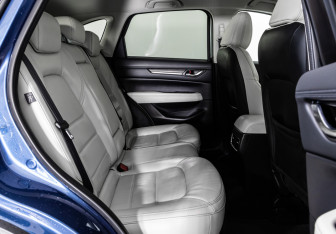 Подержанный автомобиль Mazda CX-5 2018 года (29 фото)