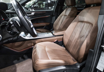 Подержанный автомобиль Audi A6 Sedan 2023 года (16 фото)