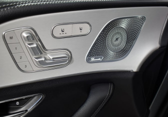 Подержанный автомобиль Mercedes-Benz GLE 2019 года (23 фото)