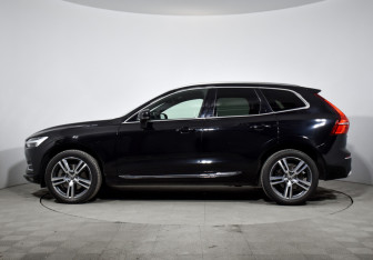 Подержанный автомобиль Volvo XC60 2019 года (8 фото)