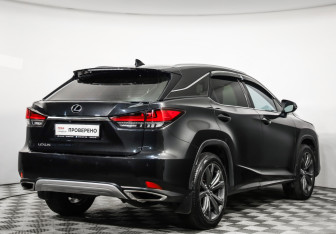 Подержанный автомобиль Lexus RX 2019 года (5 фото)