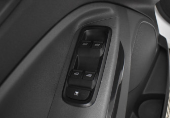 Подержанный автомобиль Ford EcoSport 2017 года (17 фото)