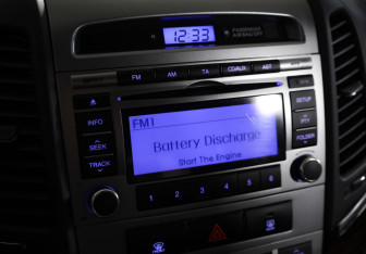 Подержанный автомобиль Hyundai Santa Fe 2011 года (15 фото)