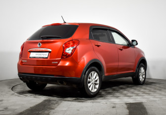 Подержанный автомобиль SsangYong Actyon 2013 года (5 фото)