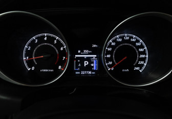 Подержанный автомобиль Mitsubishi ASX 2013 года (12 фото)