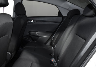Подержанный автомобиль Hyundai Solaris Sedan 2020 года (12 фото)