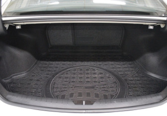 Подержанный автомобиль Hyundai Sonata 2019 года (18 фото)