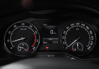 Подержанный автомобиль Skoda Superb Liftback 2018 года (12 фото)