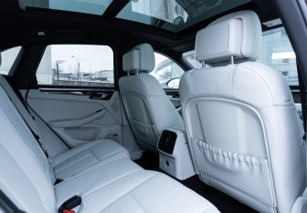 Новый Porsche Macan 2025 (11 фото)